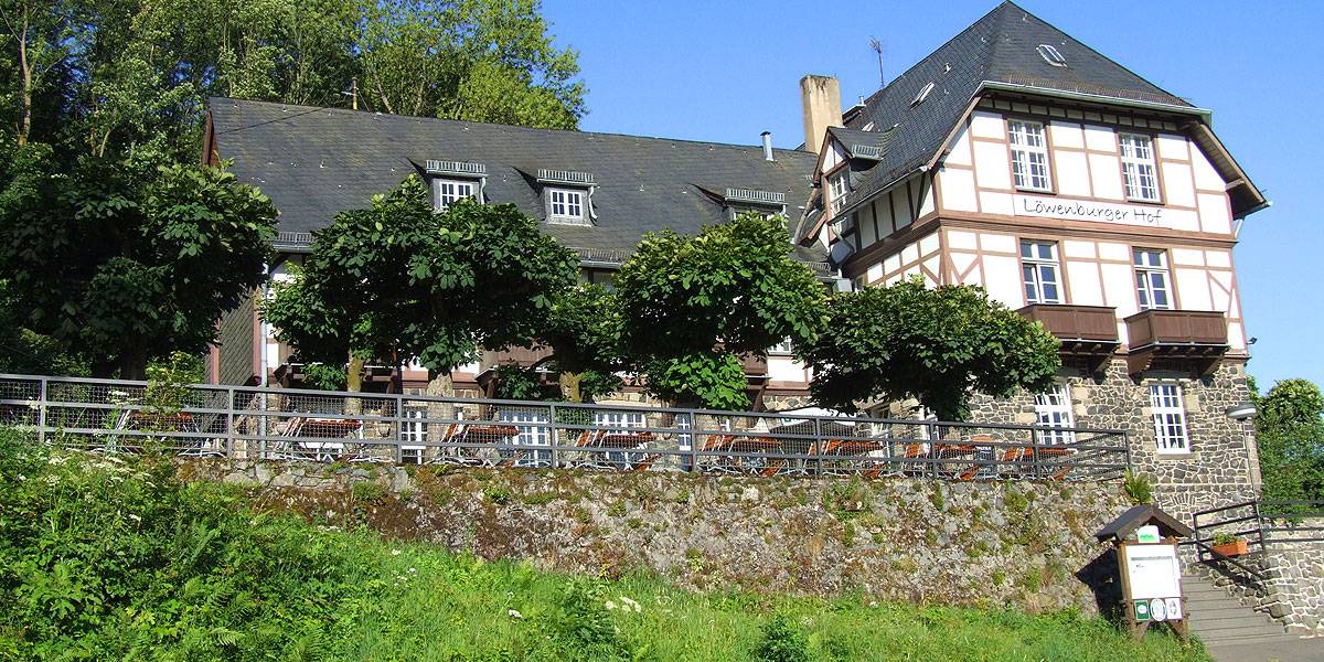 LÖWENBURGEN HOF