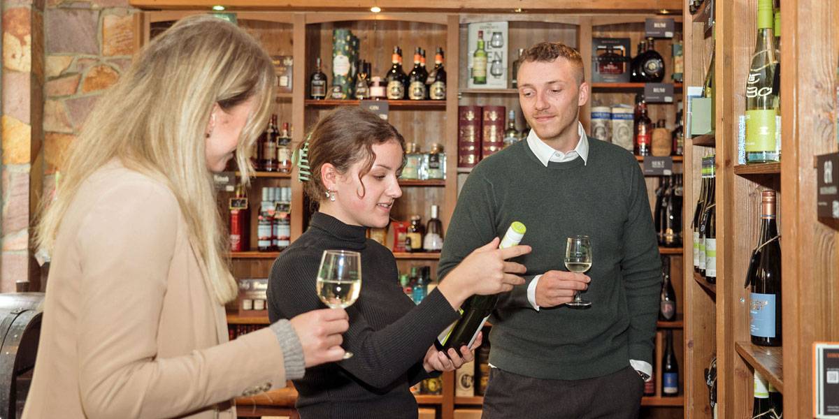 RHEINGAUER WEIN-DEPOT VIOTHEK