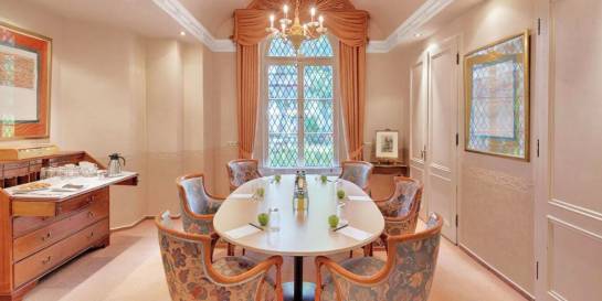 MEETINGS & CELEBRATIONS