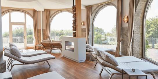 SEVEN MOUNTENS BEAUTY & SPA